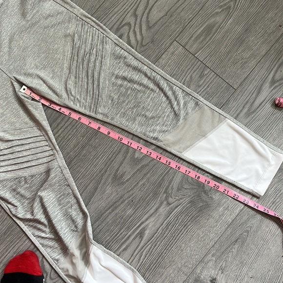 White/grey leggings - Picture 14 of 15